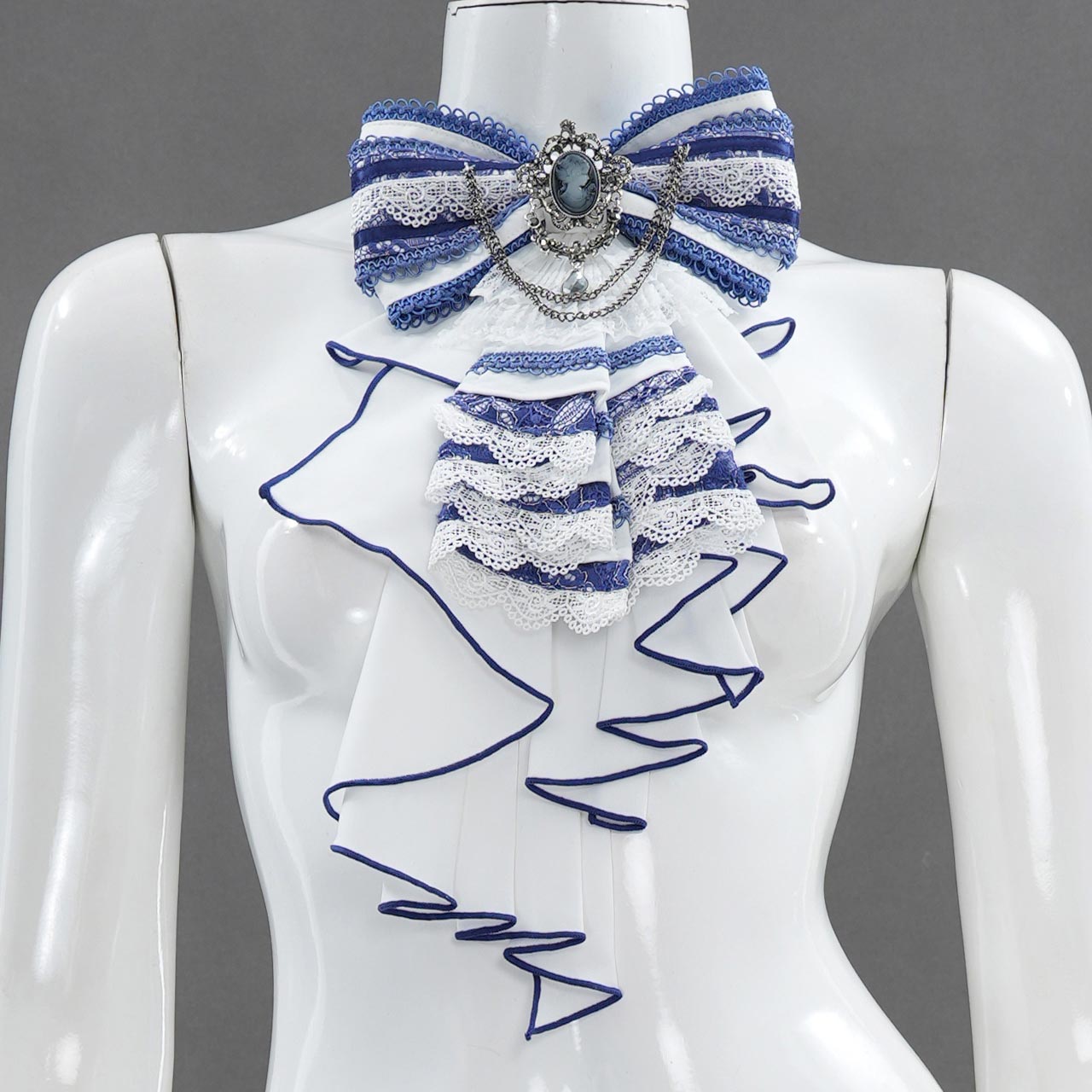 Fairy tale Rose リボンジャボタイ