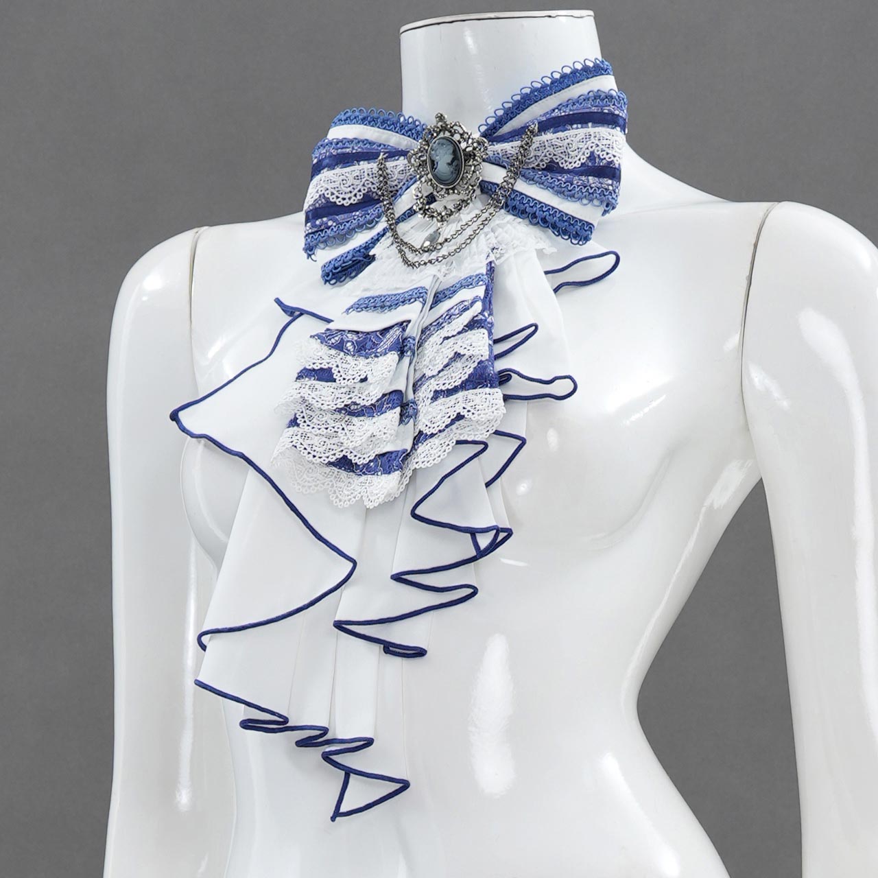 Fairy tale Rose リボンジャボタイ