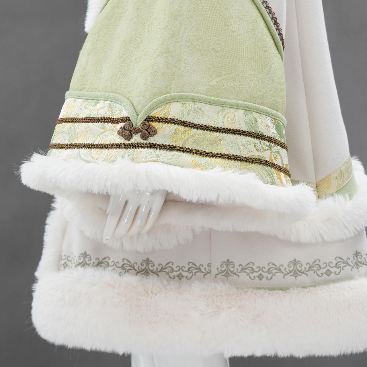 雪蜜跡(ゆきみつあと)チャイナコート